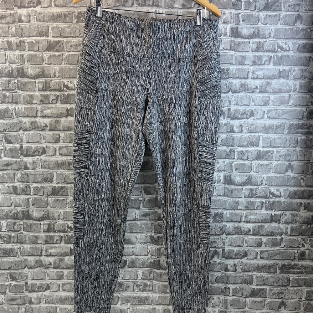 Athleta Black Textured Leggings - Picture 1 of 9